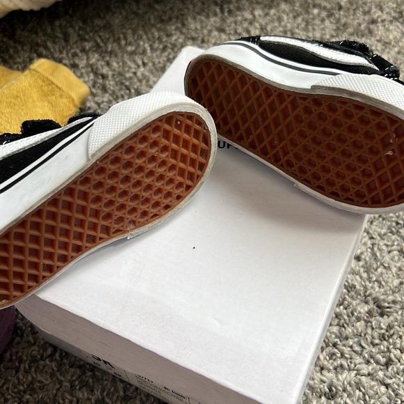 Toddler vans original  old skool Velcro’s 4c - Picture 8 of 10